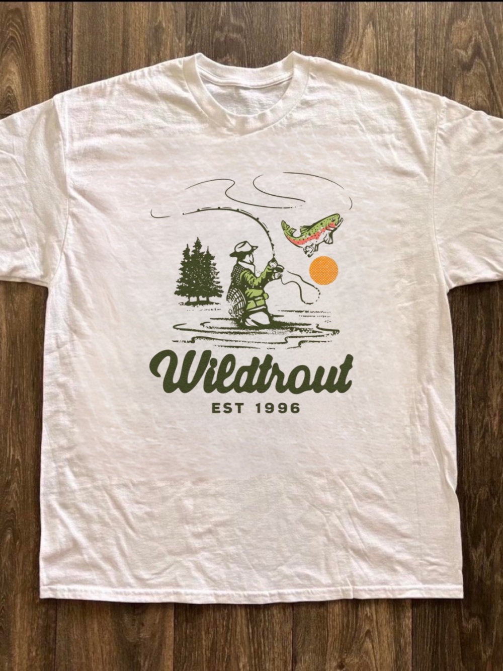 Fishing Graphic Tee Vintage Fisherman T-Shirt Size M White Father’s Day Gift